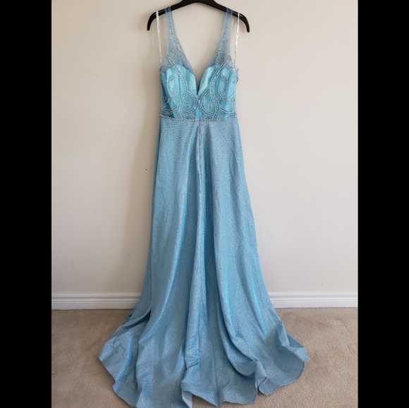 Gown size M (6) Juliet Blue shinning dress + Free shawl 💙 - Picture 4 of 12
